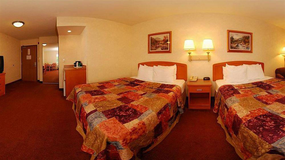 Sleep Inn & Suites Lake Of The Ozarks Camdenton Εξωτερικό φωτογραφία