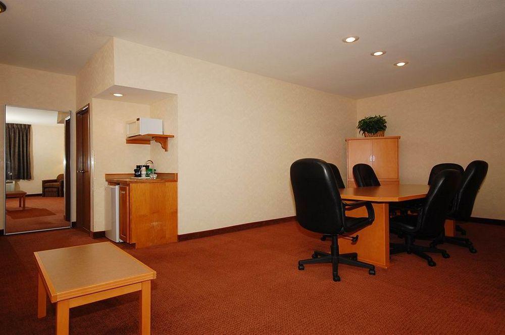 Sleep Inn & Suites Lake Of The Ozarks Camdenton Εξωτερικό φωτογραφία