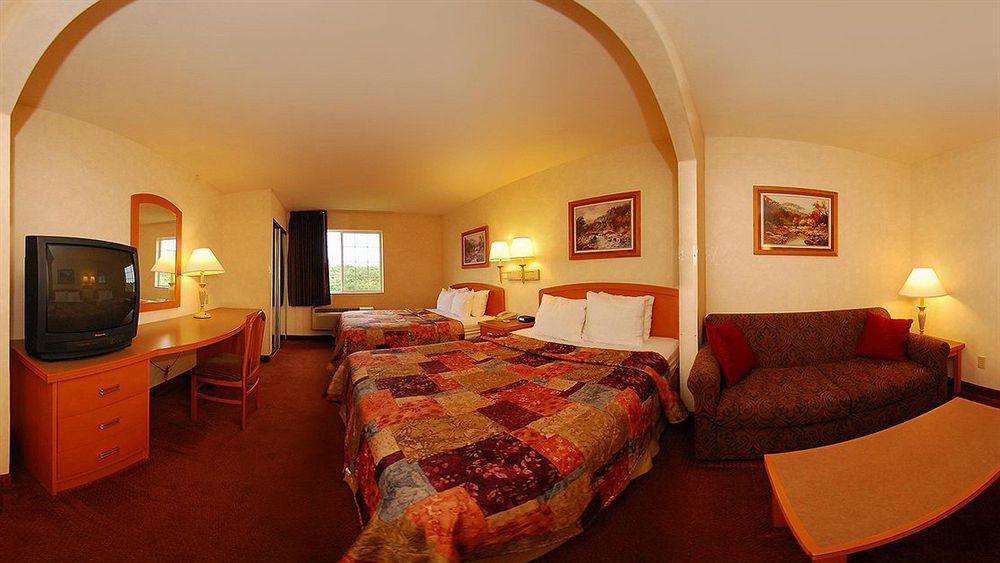 Sleep Inn & Suites Lake Of The Ozarks Camdenton Εξωτερικό φωτογραφία