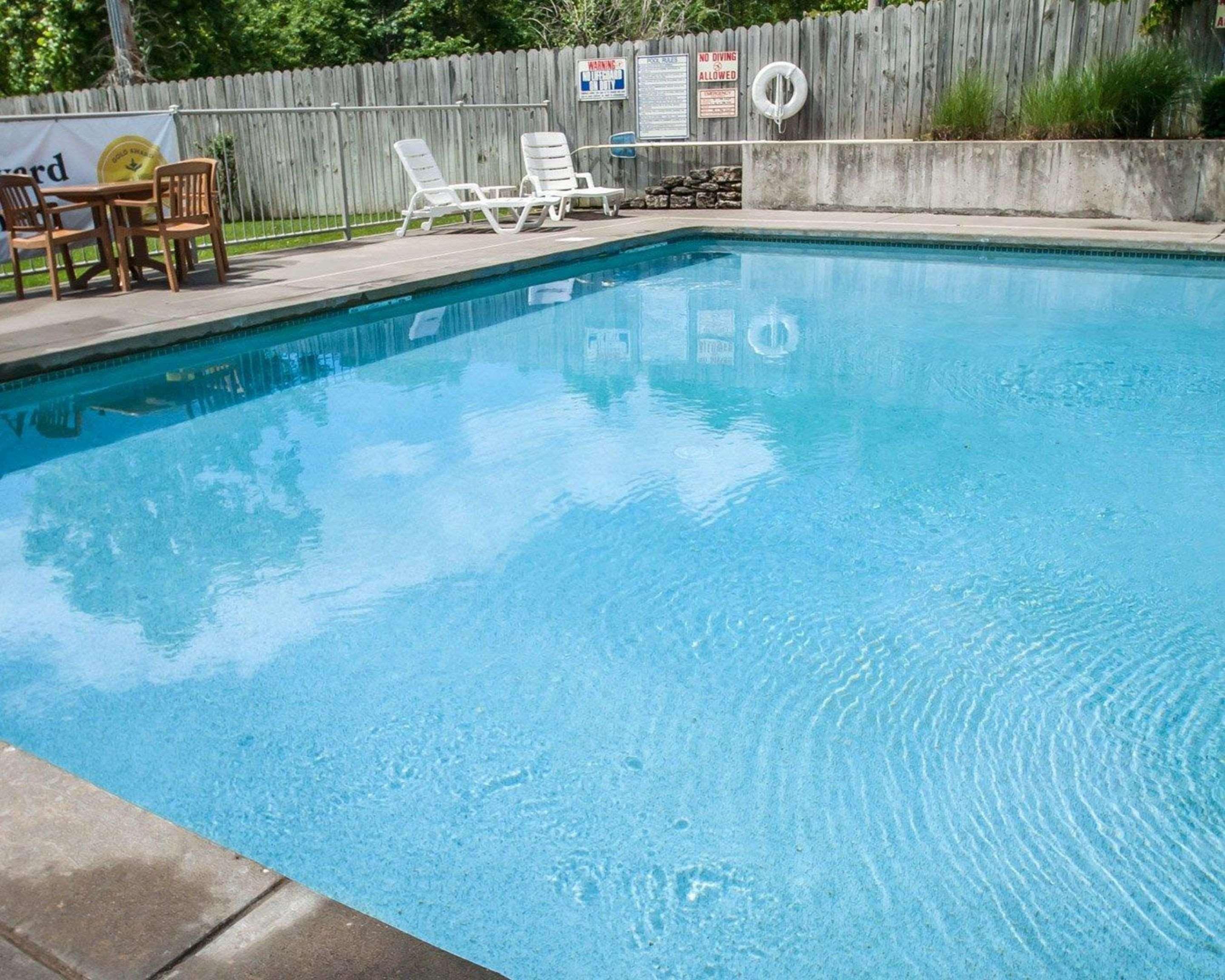 Sleep Inn & Suites Lake Of The Ozarks Camdenton Εξωτερικό φωτογραφία