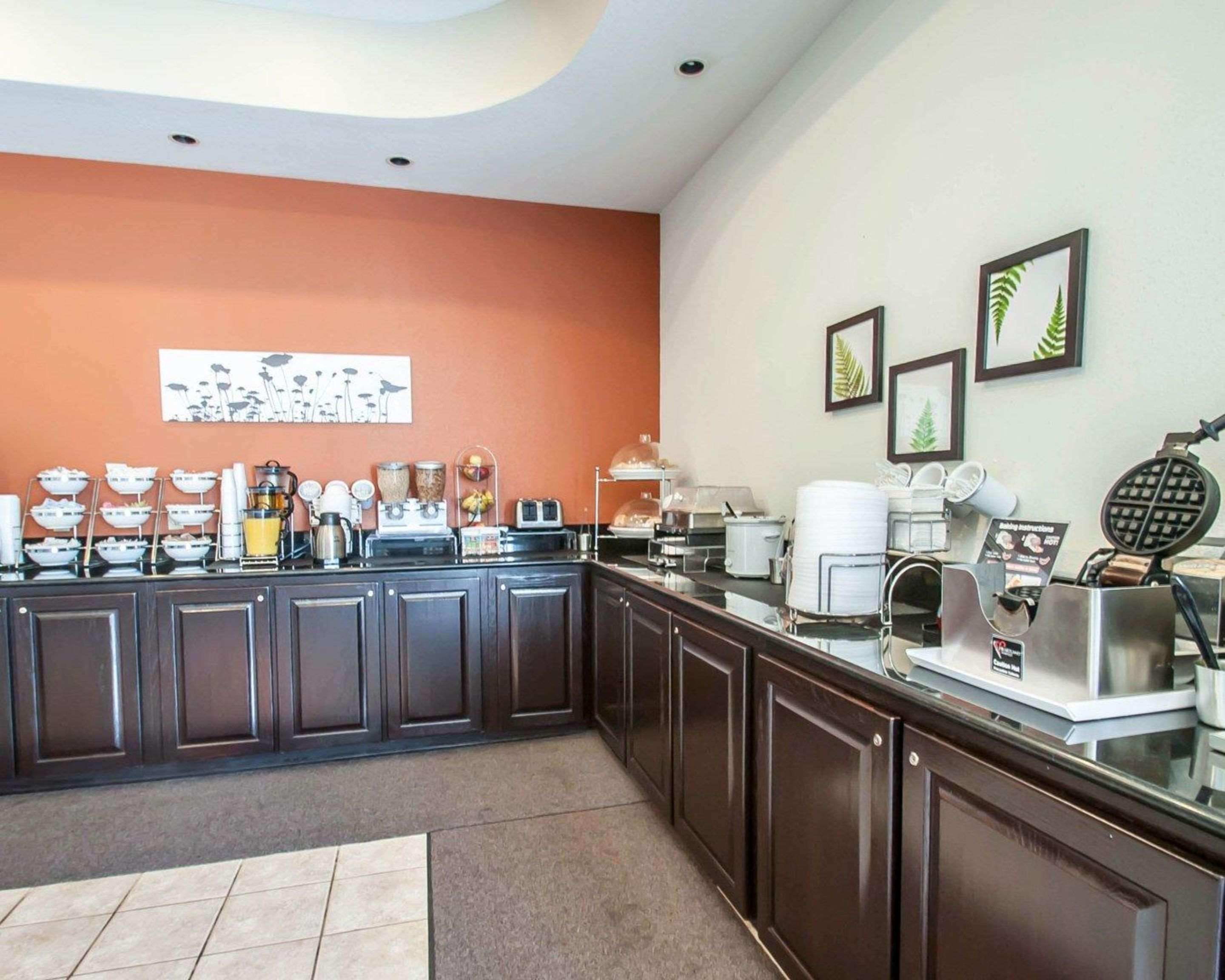 Sleep Inn & Suites Lake Of The Ozarks Camdenton Εξωτερικό φωτογραφία