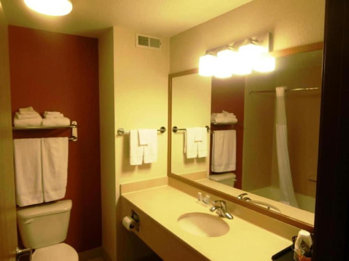 Sleep Inn & Suites Lake Of The Ozarks Camdenton Εξωτερικό φωτογραφία